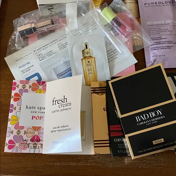 Huge Beauty Samples Bundle - Picture 7 of 9
